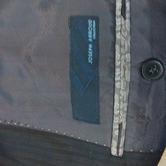 Loro Piana - Joseph Abboud Black Hairline Stripe Suit 42R * - Picture 11 of 14